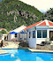 Champagne Cottage - Luxury Rental Home - 5 Minute Drive to Windwardside Saba Island
